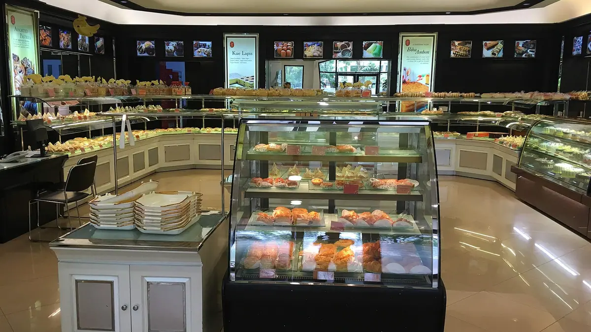 Simmons – bakery in Birchwood, Hatfield